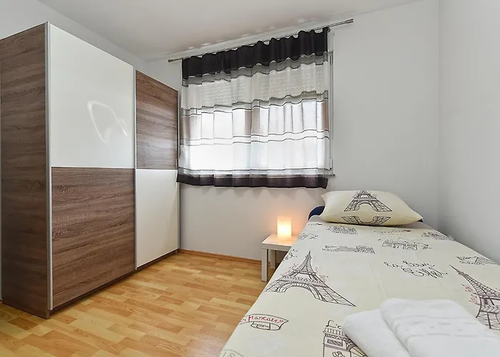 Dani 2333 Appartement Pula