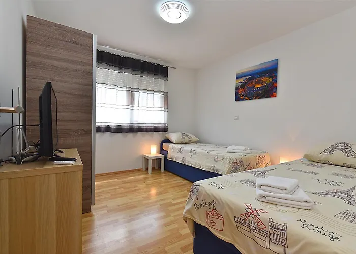 Apartament Dani 2333